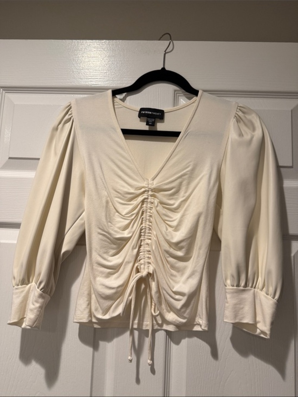 Fifteen Twenty Ivory Ruched V-Neck Puff Sleeve Blouse Size XS